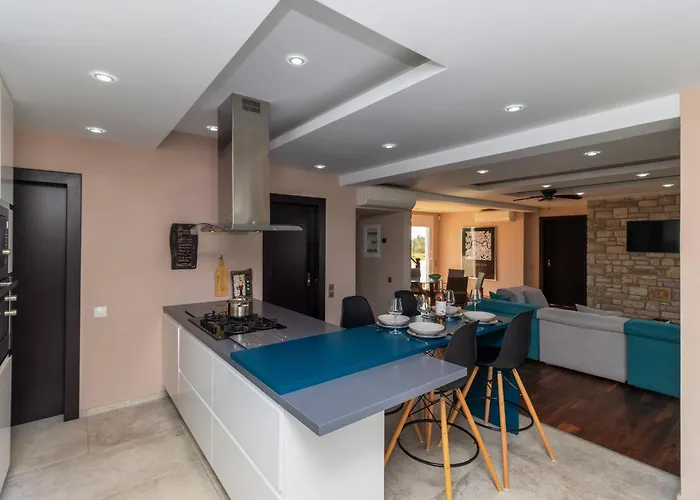 Kbel Sea View Private Pool Sleeps8 Garden 빌라 *