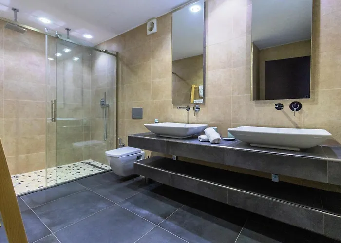 Kbel Sea View Private Pool Sleeps8 Garden